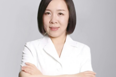 匠心守光明 精术筑睛彩 ——是什么让黄鹤院长坚持 20余年扎根眼科临床与科研一线